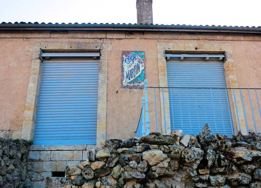 Clos. St. Martin building